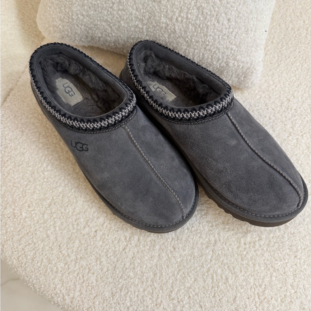 UGG Tasman Fleece-Lined Footwear M8